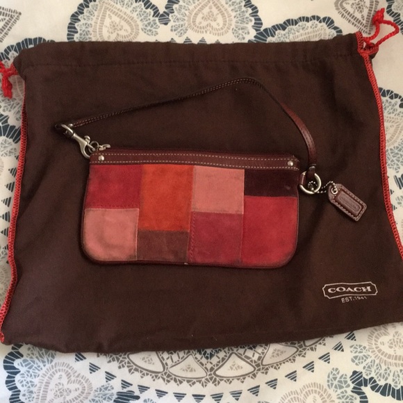 Authentic Coach suede wristlet - Picture 3 of 6